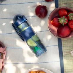 HOMLA Butelka Theo Granatowa 0,6 L