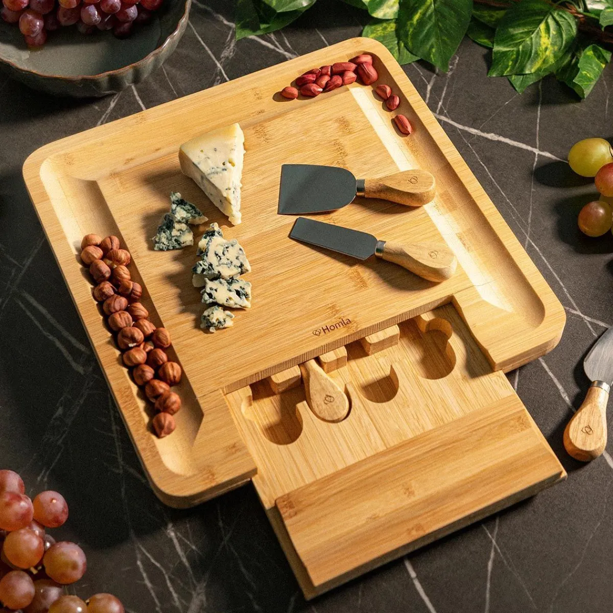 HOMLA Deska Rumi Do Serwowania Z Miseczkami I Nozykami 33X33 Cm