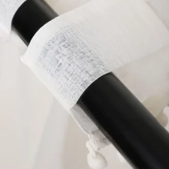 HOMLA Firanka Adi Z Pomponikami Kremowa 140X250 Cm