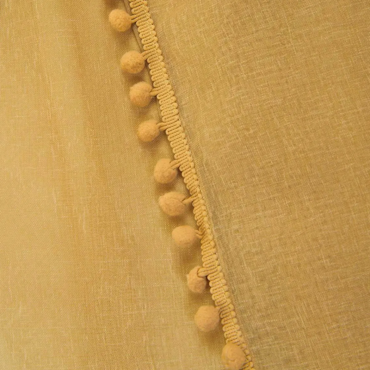 HOMLA Firanka Adi Z Pomponikami Musztardowa 140X250 Cm