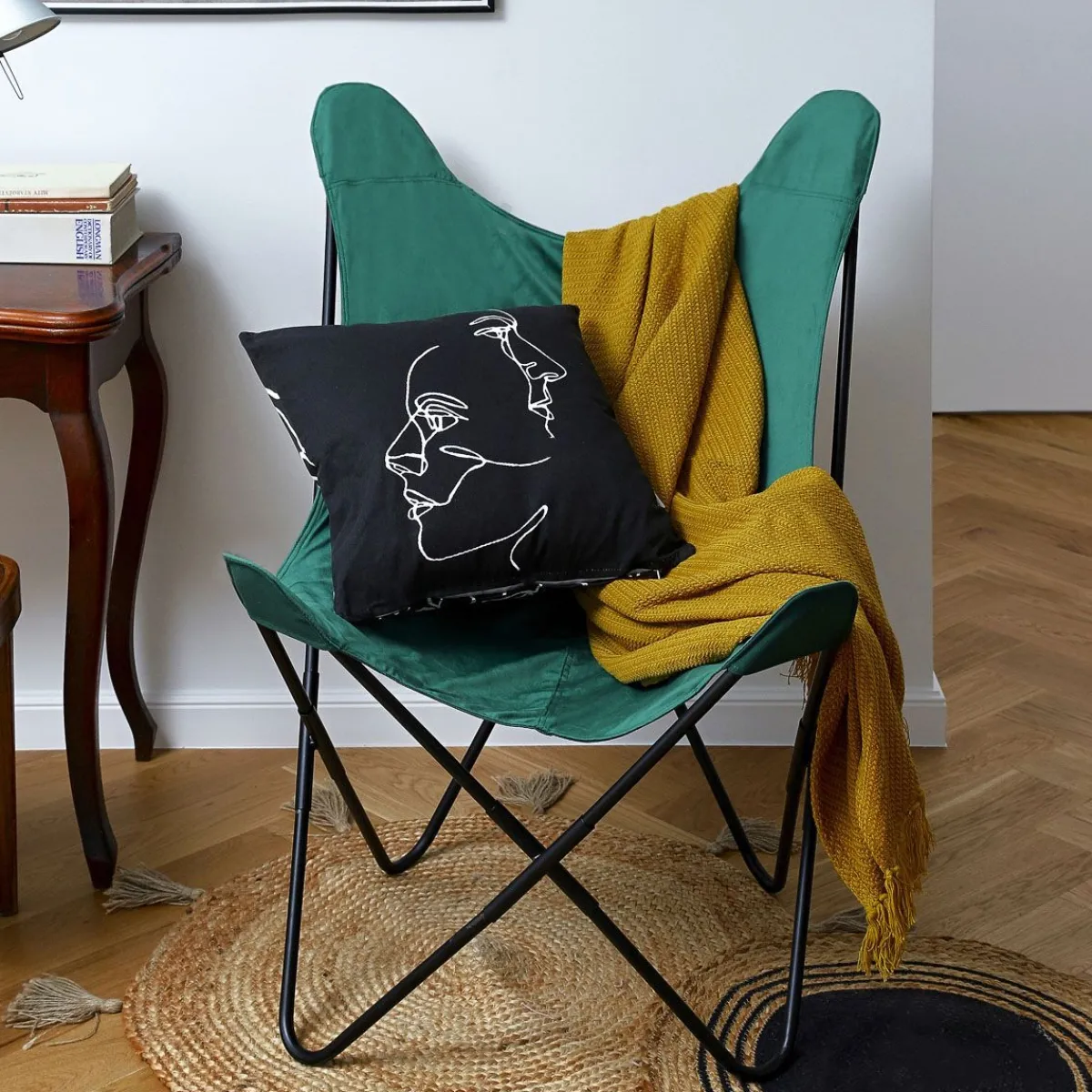 HOMLA Fotel Butterfly Z Metalowa Rama Welur 70X80X102 Cm