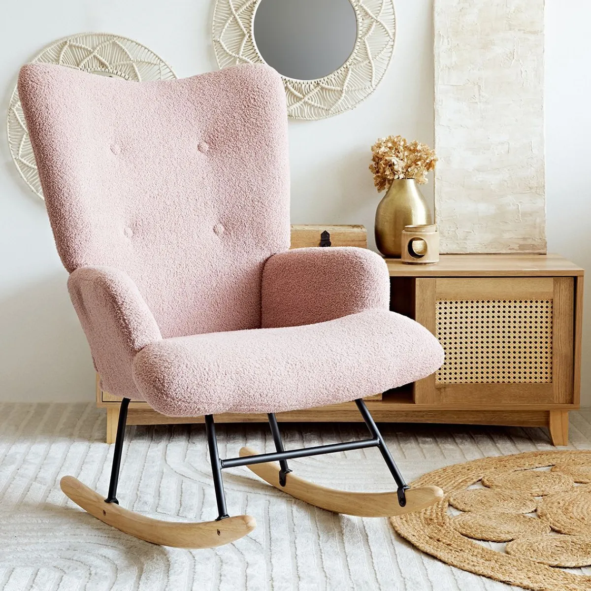 HOMLA Fotel Moss Teddy Boucle Bujany Rozowy W Tkaninie Teddy Boucle 72X73X92 Cm