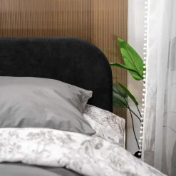 HOMLA Łóżko Venlo Czarne 140X200 Cm