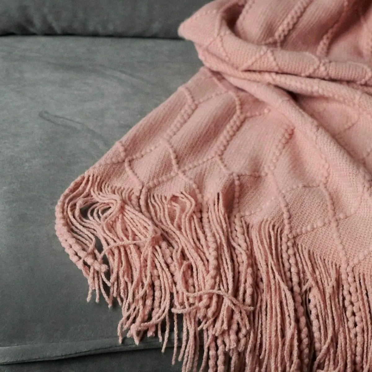 HOMLA Koc Loop W Splot Kulkowy 130X170 Cm