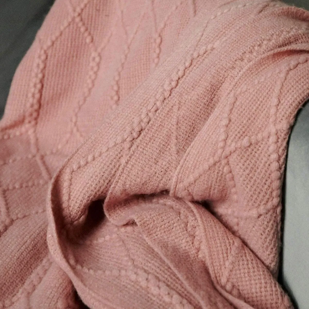 HOMLA Koc Loop W Splot Kulkowy 130X170 Cm