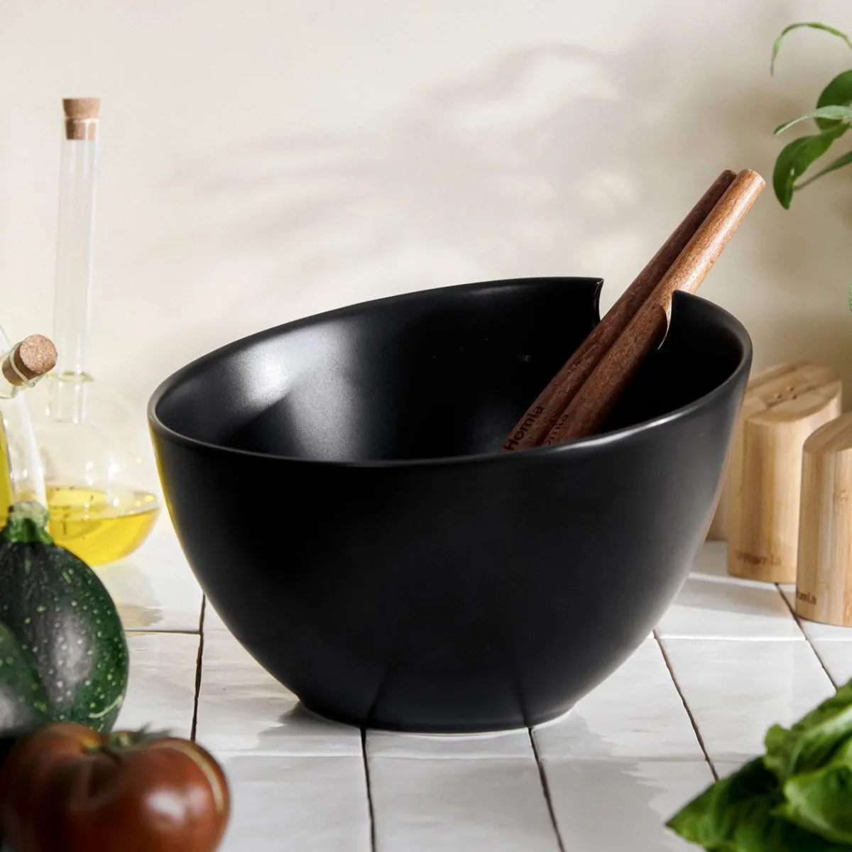 HOMLA Misa Mooka Do Salat Ceramiczna Z Przyborami Czarna 24 Cm