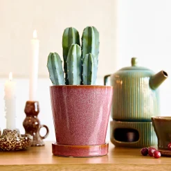 HOMLA Oslonka Na Doniczke Maya Z Podstawka Marsala 13,6X13,6X13,6 Cm