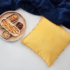 HOMLA Poszewka Eslov Musztardowa Z Pomponami 45X45 Cm