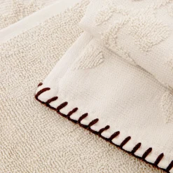 HOMLA Ręcznik Leslie Z Obszyciami Bezowy 50X90Cm