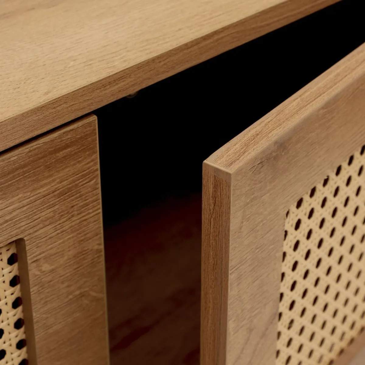 HOMLA Szafka Rtv Haga Z Rattanem I Z Metalowymi Nogami 140X40X44 Cm