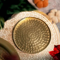 HOMLA Taca Dekoracyjna Dritto Mlotkowana Zlota 23X23X1,5