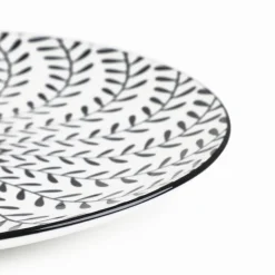 HOMLA Talerz Navia Obiadowy Czarny W Listki 27 Cm