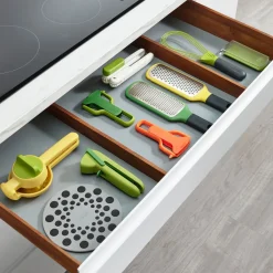 JOSEPH JOSEPH Tarka Grip Grater Na Miske Z Duzymi Oczkami 26,5X7,8 Cm