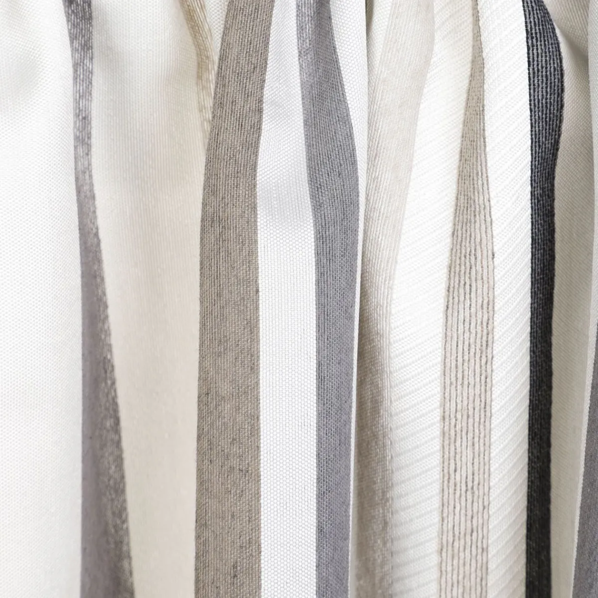 HOMLA Zaslona Mirla W Pionowe Paski 140X250 Cm